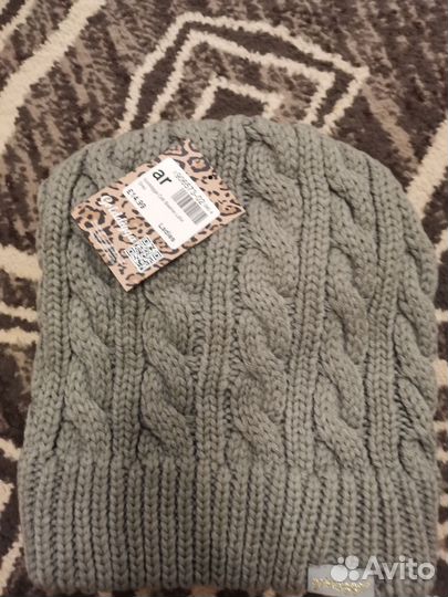 Шапка женская новая