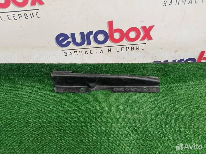 Кронштейн заднего бампера Nissan Tiida C11 2007