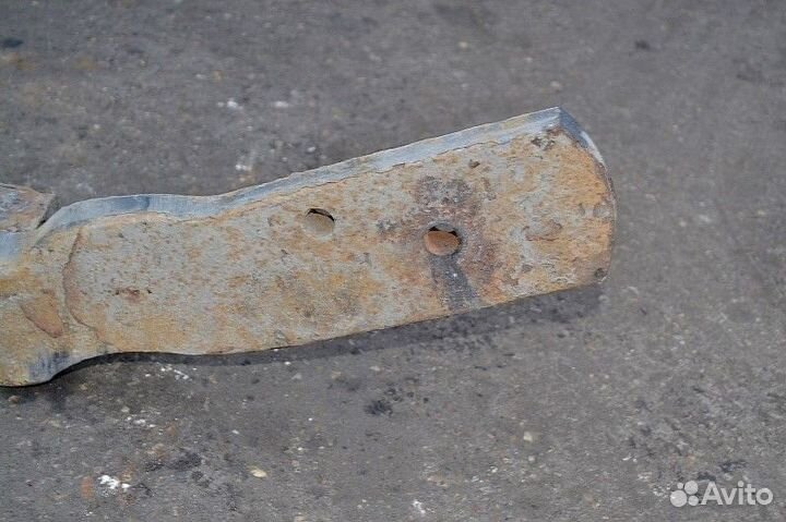 Полурессора вспомогательного моста, правая scania