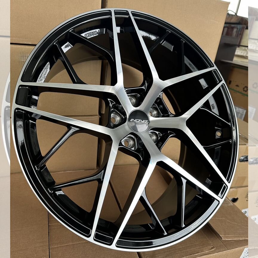 Литые диски Stuttgart 8.5×R20 5×114.3