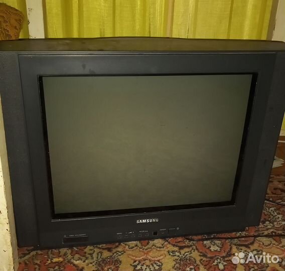 Телевизор samsung