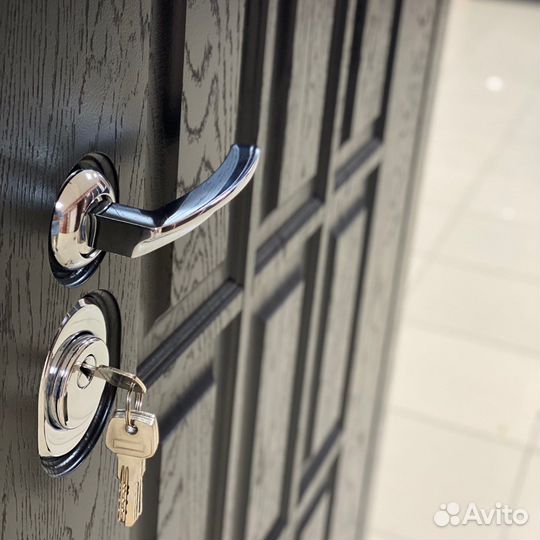 Входная дверь «Английская решетка» в рассрочку