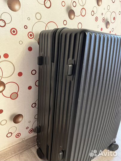 Чемодан на колесах бу