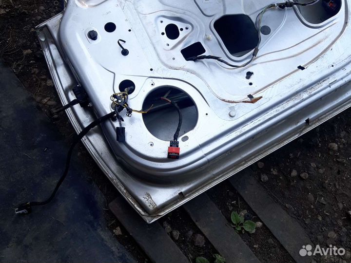 Дверь передняя правая Опель Корса Д оригинал