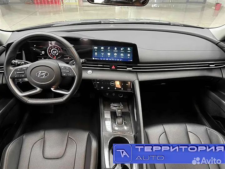 Hyundai Elantra 1.6 AMT, 2021, 37 000 км