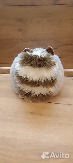 Декоративная подушка енот