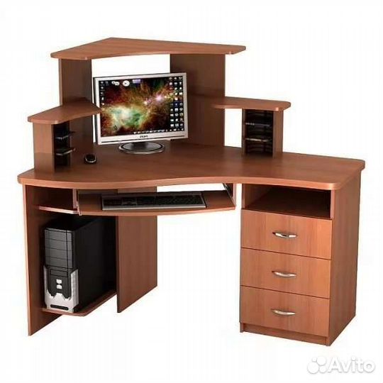 Компьютерный стол
