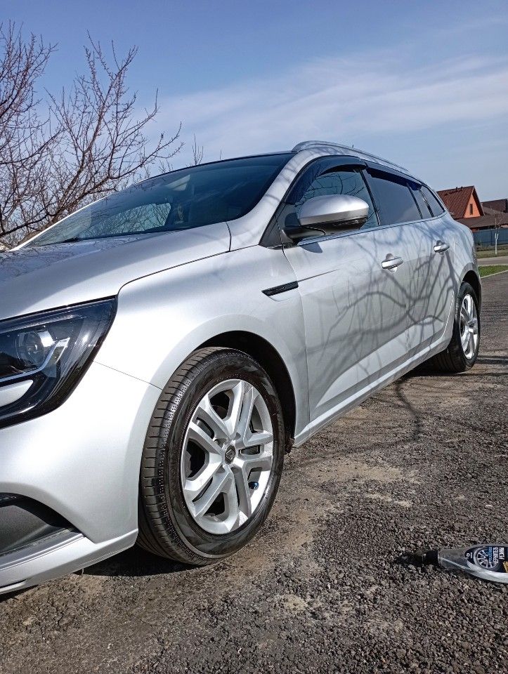 Renault Megane: фото владельца