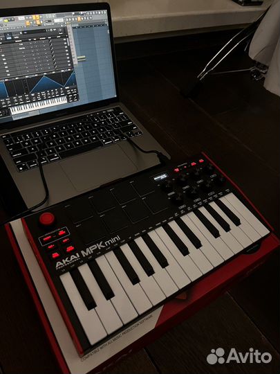 Midi клавиатура akai mpk mini mk3 original