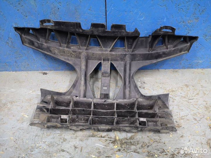 Каркас бампера переднего Renault Megane 2