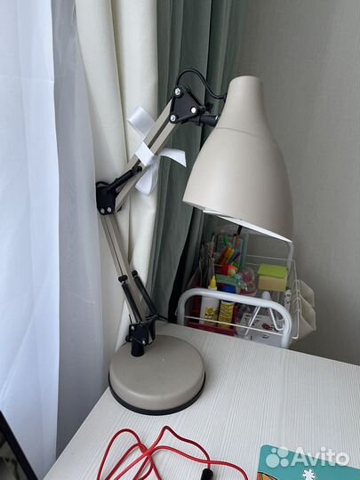 Лампа настольная