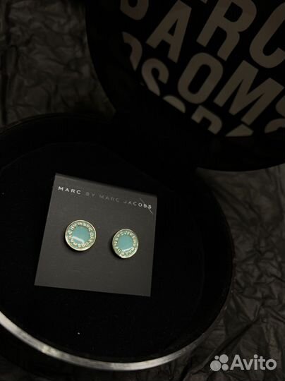 Серьги marc by marc jacobs