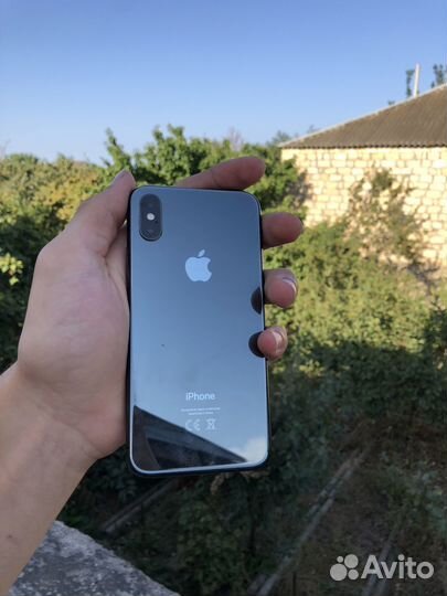 iPhone X
