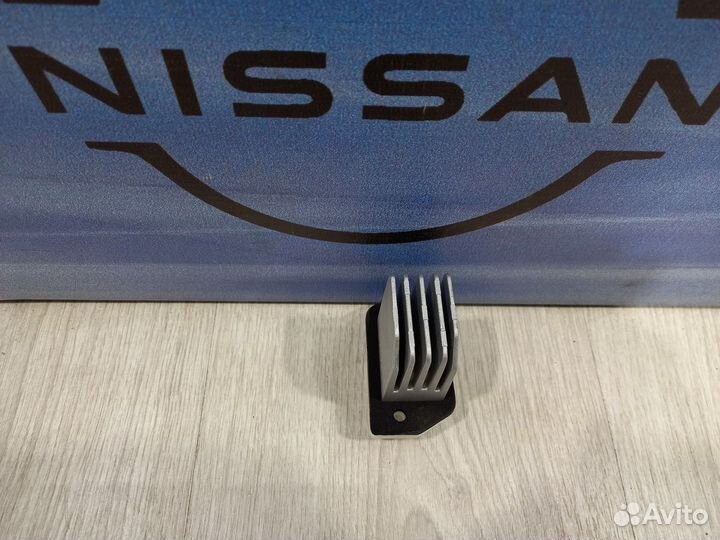 Резистор печки Реостат Nissan X-trail T31