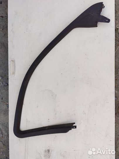 Накладка двери Mercedes w211