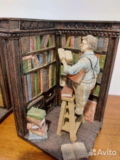 Держатель для книг