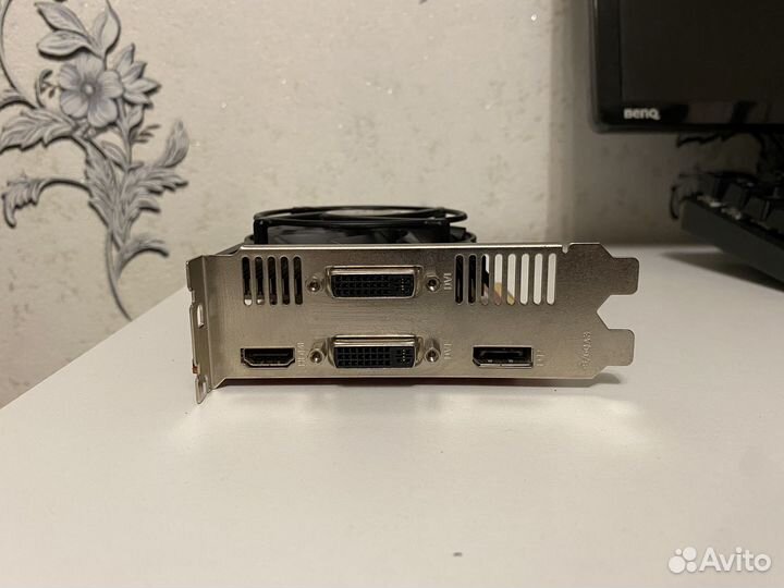 Видеокарта Powercolor Radeon HD 5570 1 гб AX5570