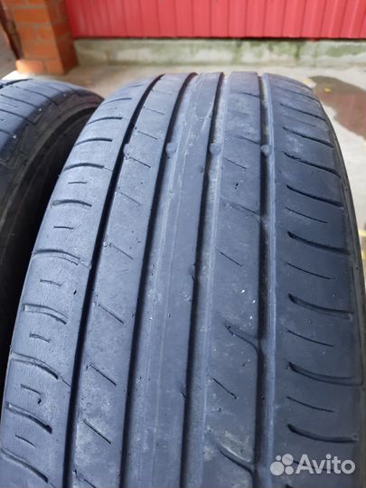 Courser Radial STD 215/65 R17 99S