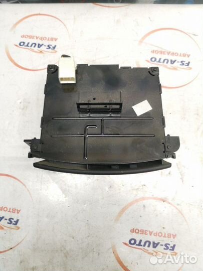 Пепельница Kia Ceed 1.6 G4FC 2009