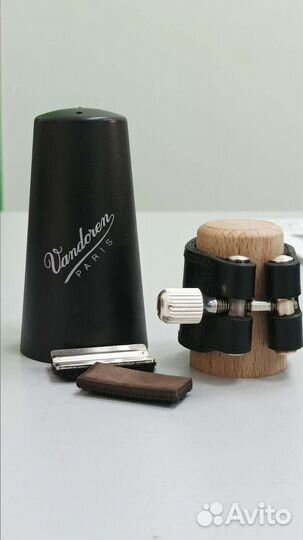 Лигатура для кларнета Vandoren, Charles Bay