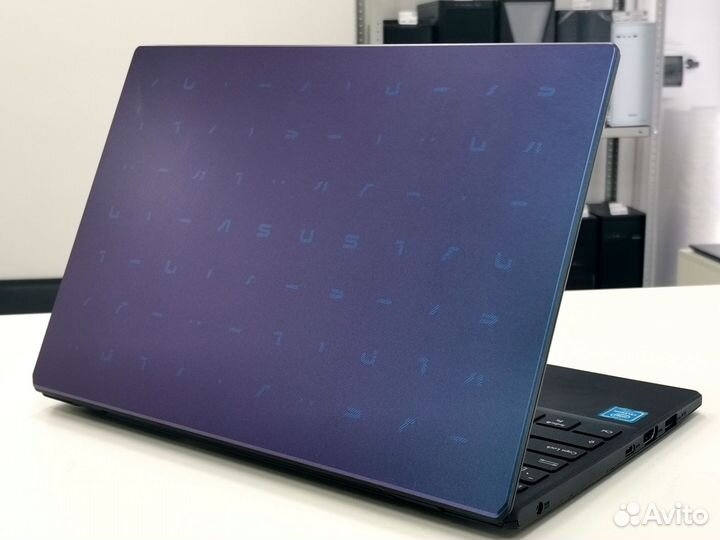 Стильный и мощный нетбук asus