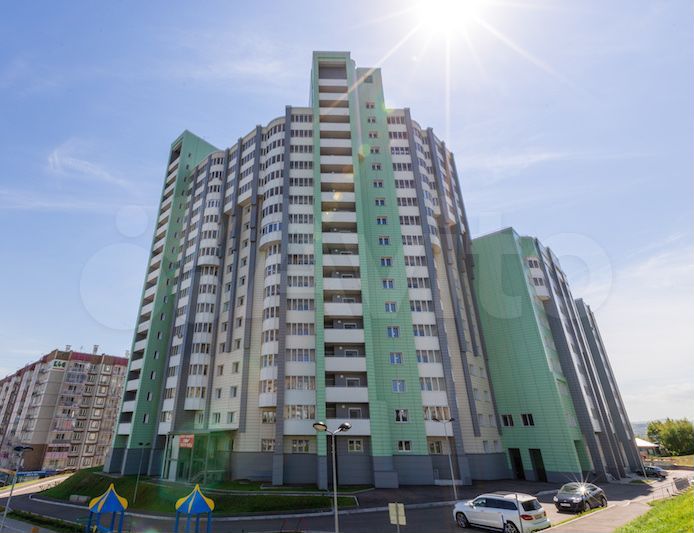 3-к. квартира, 136,8 м², 8/10 эт.