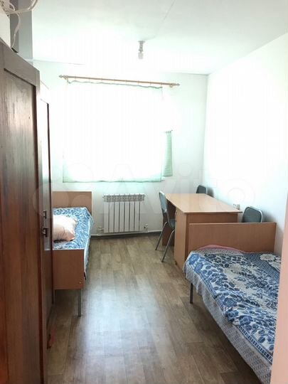 Комната 15 м² в 5-к., 1/2 эт.