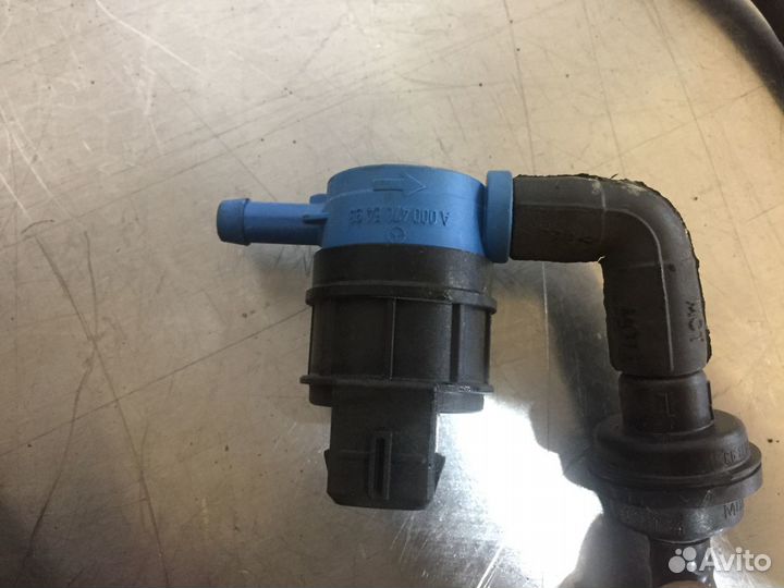 Вакуумный клапан топливных паров Mercedes W 204