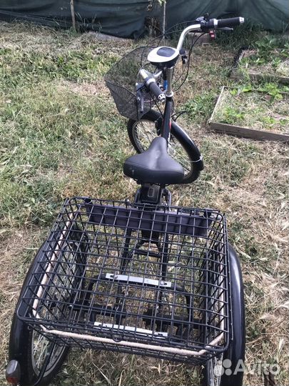 Электровелосипед трехколесный