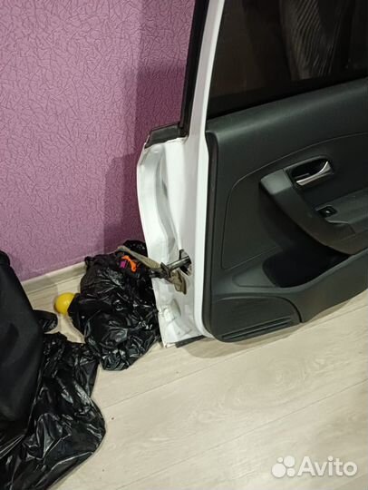 Дверь задняя правая volkswagen polo седан