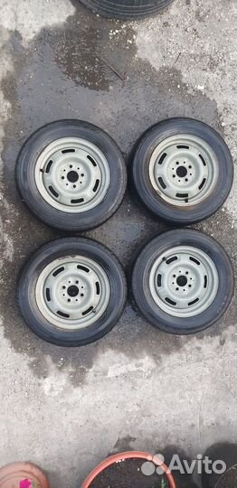 Летняя резина 175/70 R13 на метал. дисках 4х98 4шт