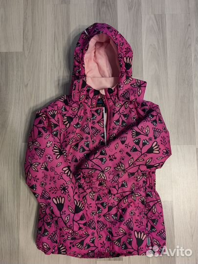 Куртка для девочки lassie 140