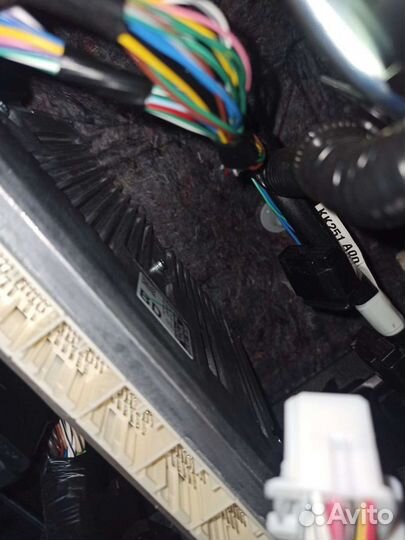 Блок управления двигателем Toyota Hilux 8 Pick Up