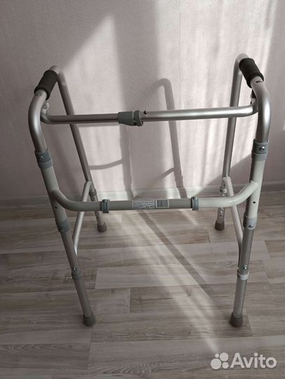 Ходунки складные, удобные, судно 