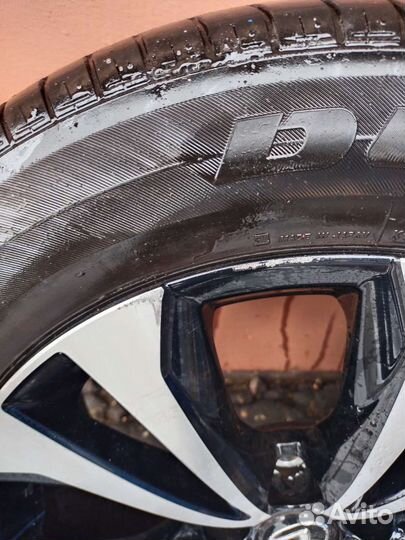 R18 Bridgestone Dueler H/L 225/60, PCD 5x114.3 DIA 54