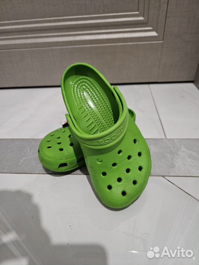 Crocs c10