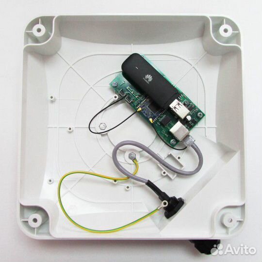 Антенна 4g petra bb unibox