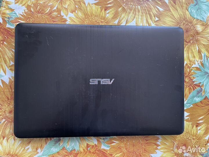 Ноутбук asus D540N