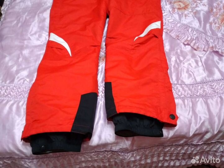 Женский спртивный костюм atomik