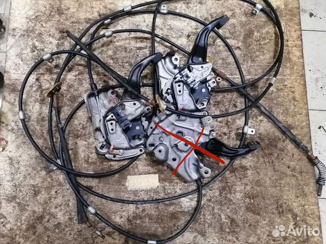 Педаль стояночного тормоза Jeep Grand Cherokee WK2