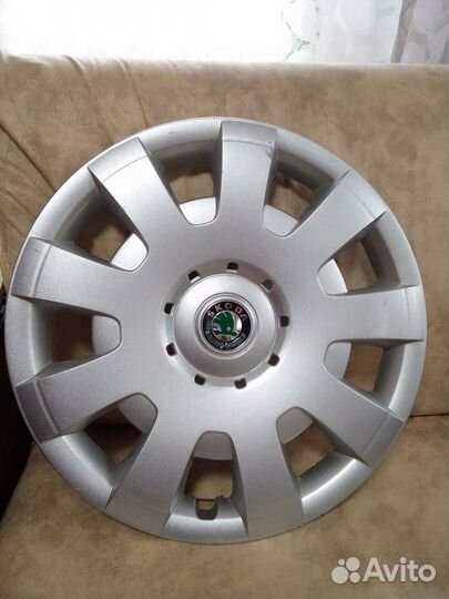 Колпак Skoda R16