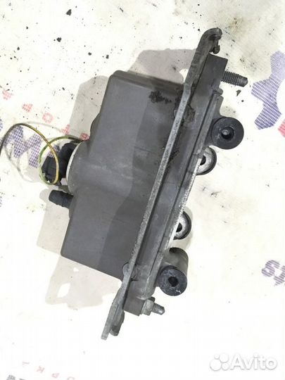 Пиропатрон акб правый Mercedes-Benz W212 E220 Cdi