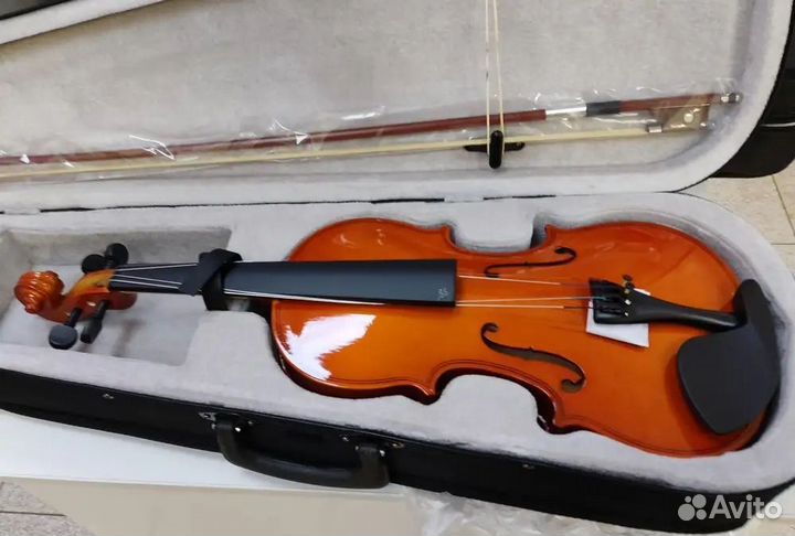 Классическая Скрипка в кейсе Fabio SF-3600 N