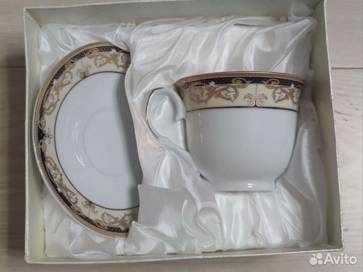 Фарфоровая чайная пара