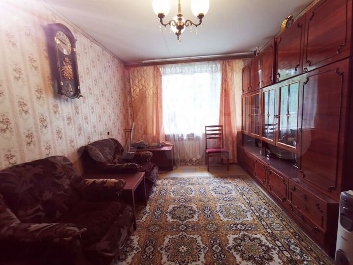 2-к. квартира, 42 м², 1/5 эт.