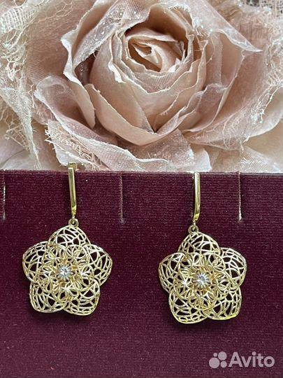 Золотые серьги