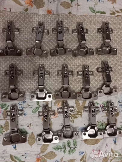 Кухонный доводчик петля