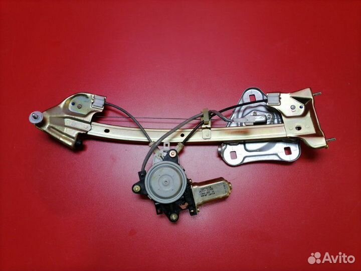 Стеклоподъемник задний левый Toyota Chaser GX100