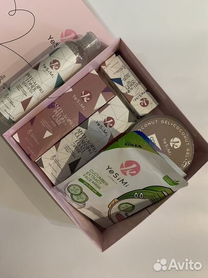 Продам бьюти бокс корейской косметики