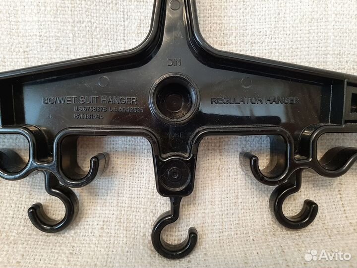 Вешалка для гидрокостюма